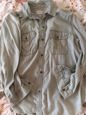 AMERICAN EAGLE SHIRT